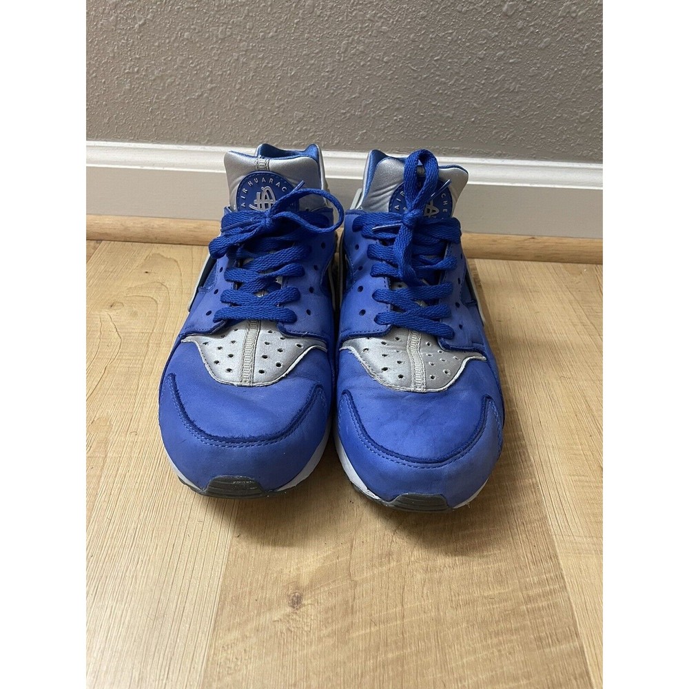 Size 10 1/2 - Nike Air Huarache Premium Varsity Royal 2016